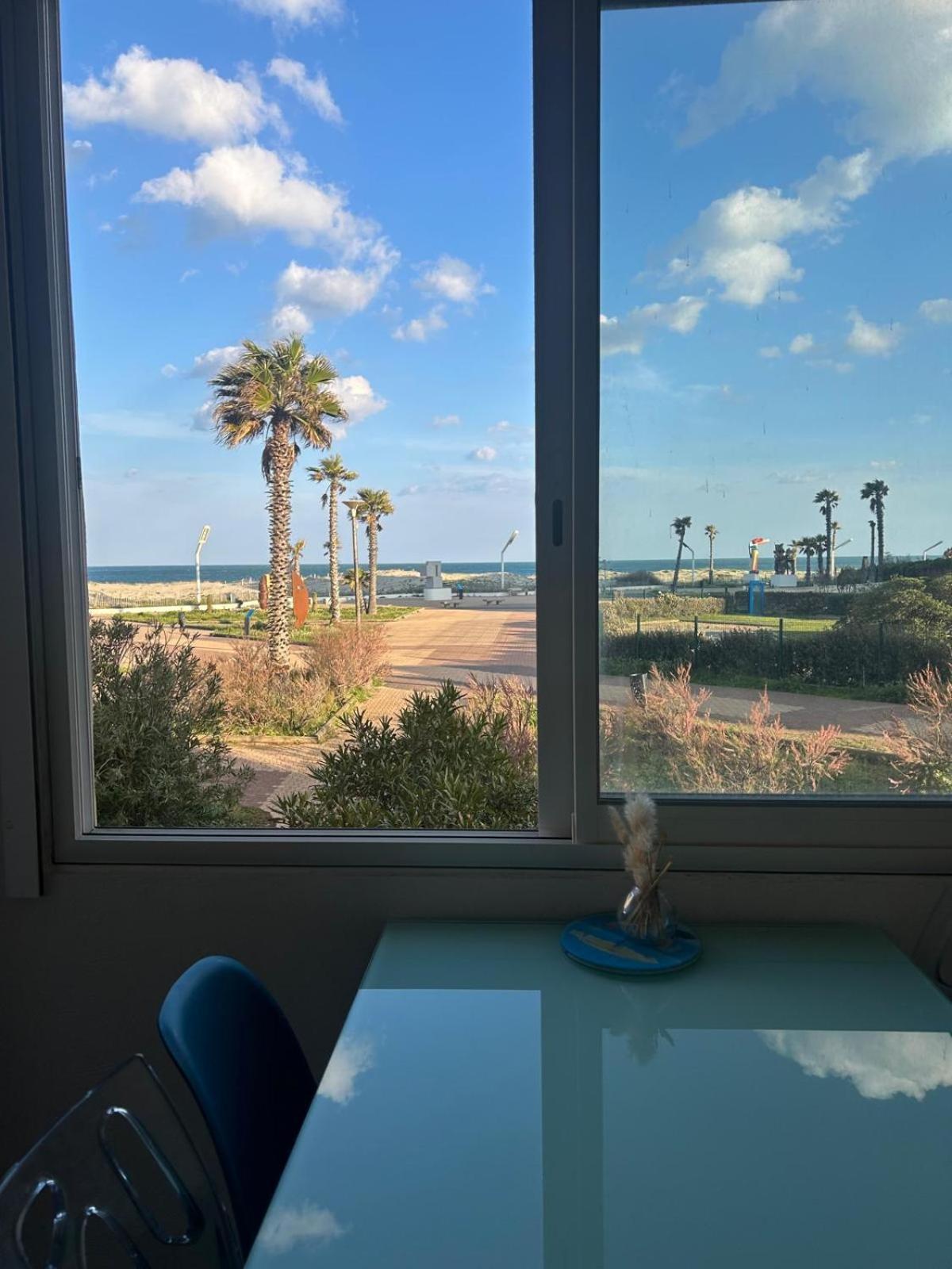 Appartement Front De Mer 르발카레스 외부 사진